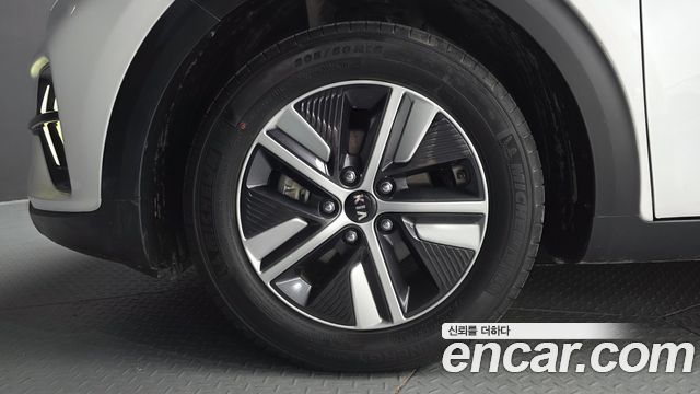 Kia Niro 2021 — photo 5