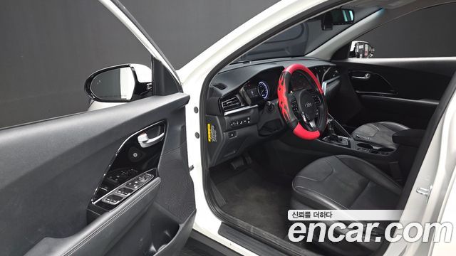 Kia Niro 2021 — photo 13