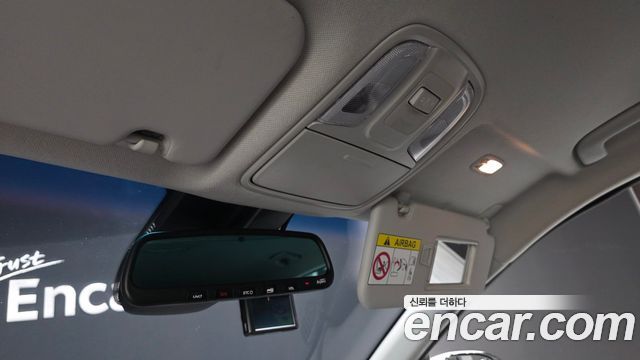 Kia Niro 2021 — photo 32
