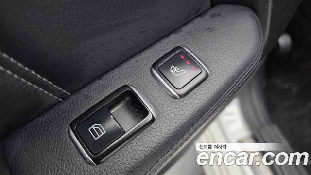 Mercedes-Benz E-Class 2016 — photo 18