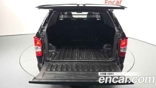 KG Mobility Rexton 2019 — photo 20