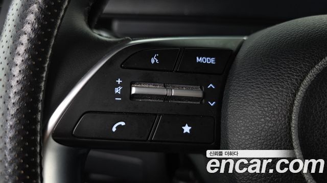 Hyundai Staria 2025 — photo 27