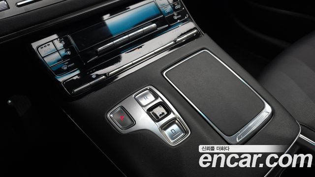Hyundai Grandeur 2022 — photo 9