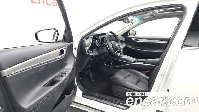 Hyundai Grandeur 2022 — photo 10