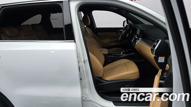 Kia Sorento 2023 — photo 16