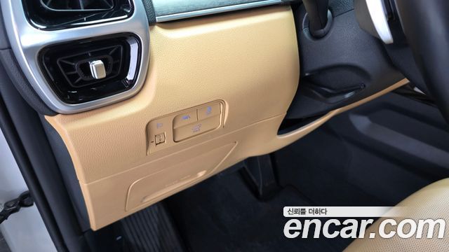 Kia Sorento 2023 — photo 28