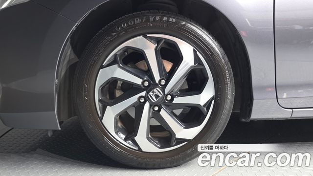 Honda Accord 2017 — photo 5