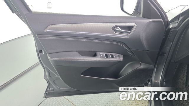 Renault Korea XM3 2023 — photo 14