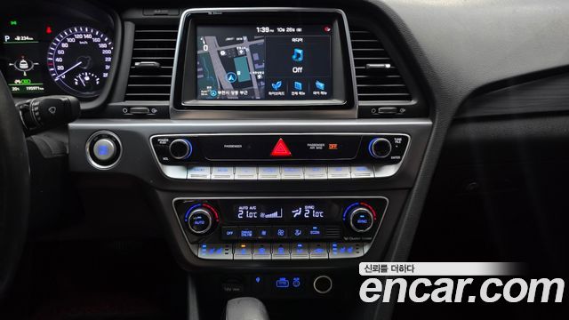 Hyundai Sonata 2018 — photo 14