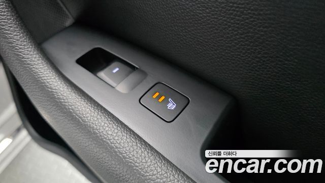 Hyundai Sonata 2018 — photo 19