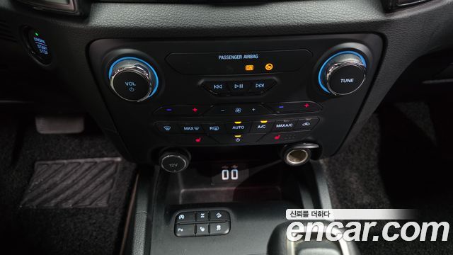 Ford Ranger 2022 — photo 23