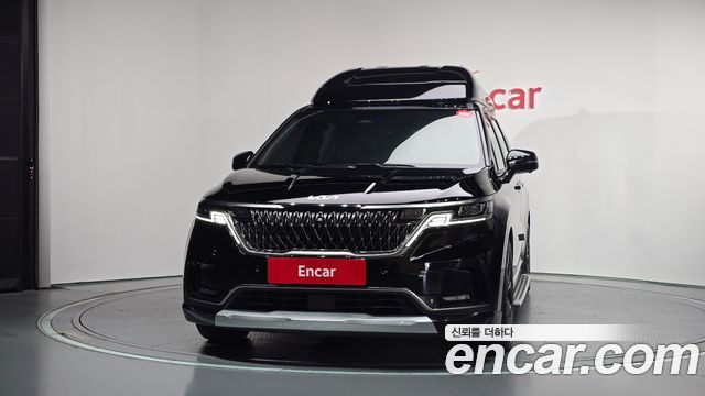 Kia Canival 2022 — photo 3