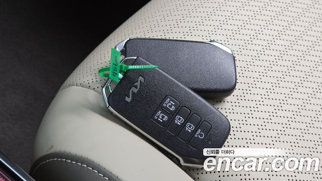 Kia Canival 2022 — photo 21