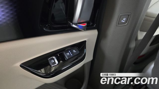 Kia Canival 2022 — photo 26