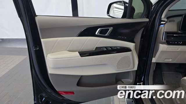 Kia Canival 2022 — photo 15