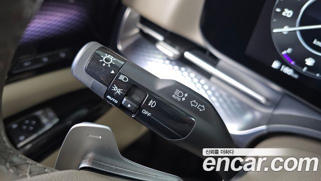 Kia Canival 2022 — photo 32