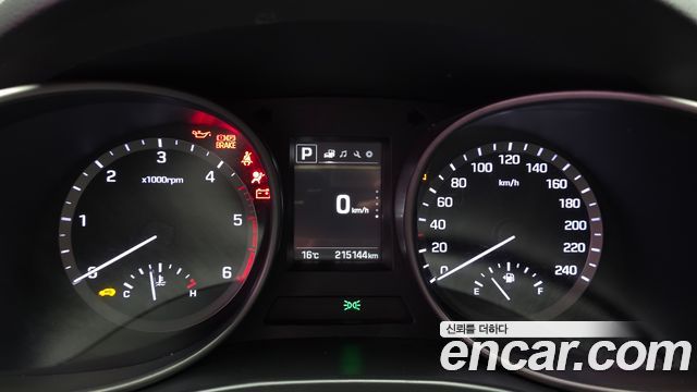 Hyundai Santafe 2016 — photo 8