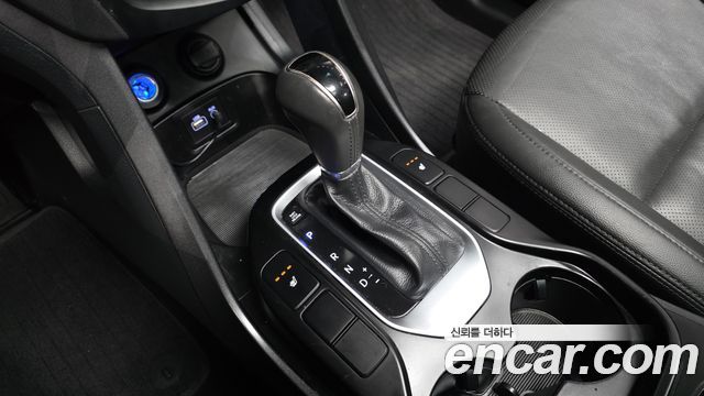 Hyundai Santafe 2016 — photo 9
