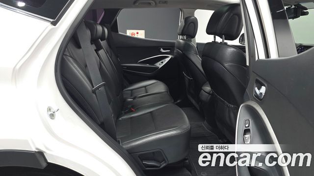 Hyundai Santafe 2016 — photo 12