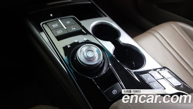 Kia K8 2022 — photo 12