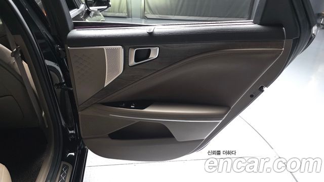 Kia K8 2022 — photo 15