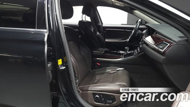 Genesis EQ900 2017 — photo 17