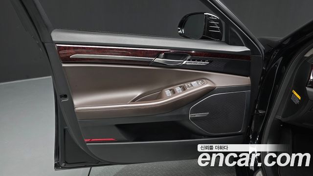 Genesis EQ900 2017 — photo 14