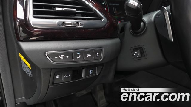 Genesis EQ900 2017 — photo 29