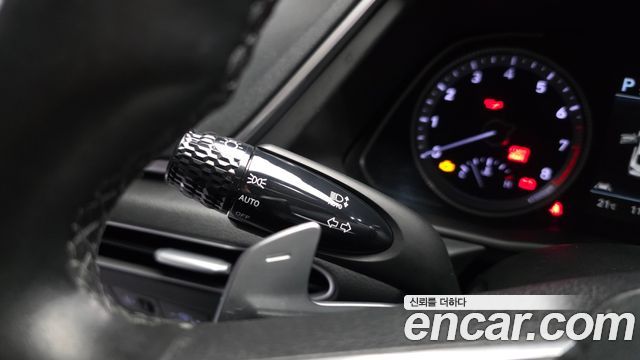 Hyundai Sonata 2022 — photo 27