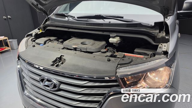 Hyundai Starex 2019 — photo 6