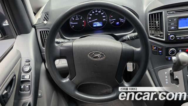 Hyundai Starex 2019 — photo 13