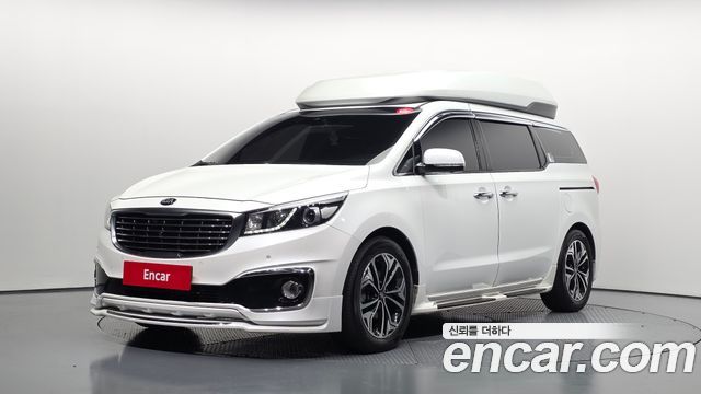 Kia Canival 2017 — photo 1