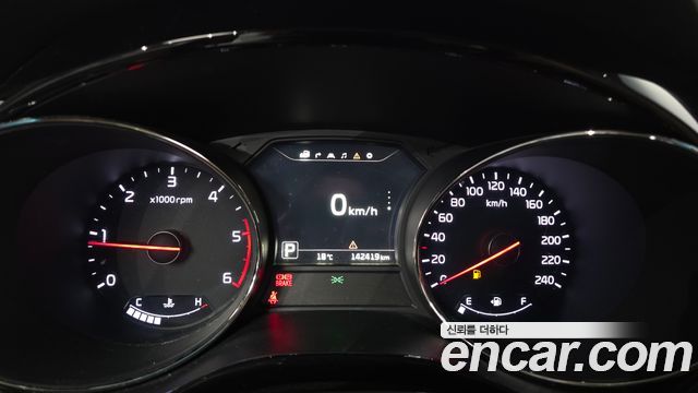 Kia Canival 2017 — photo 11