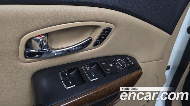 Kia Canival 2017 — photo 30