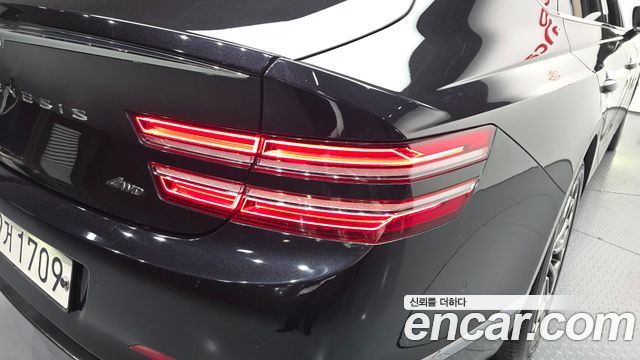 Genesis G80 2021 — photo 9
