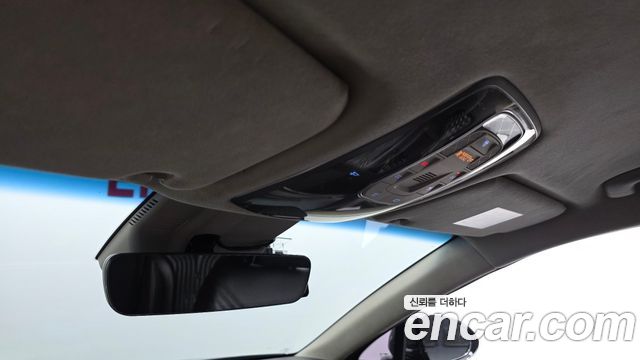 Genesis G80 2021 — photo 27