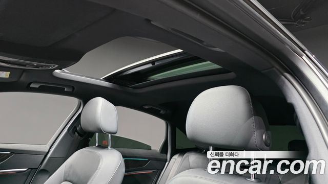 Audi A6 2021 — photo 25