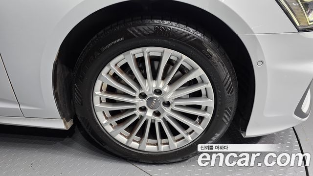 Audi A6 2021 — photo 7