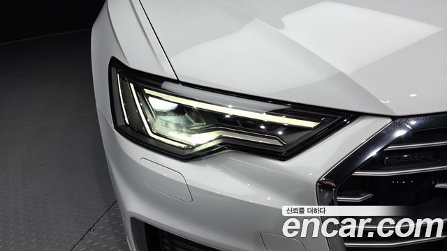 Audi A6 2021 — photo 8