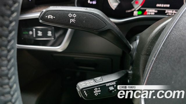 Audi A6 2021 — photo 28