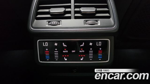 Audi A6 2021 — photo 31