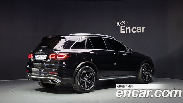 Mercedes-Benz GLC-Class 2022 — photo 2