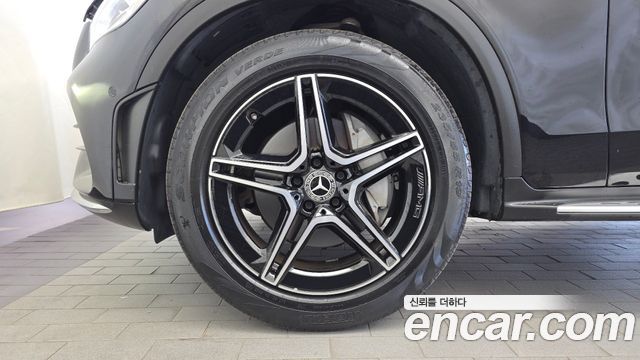 Mercedes-Benz GLC-Class 2022 — photo 5