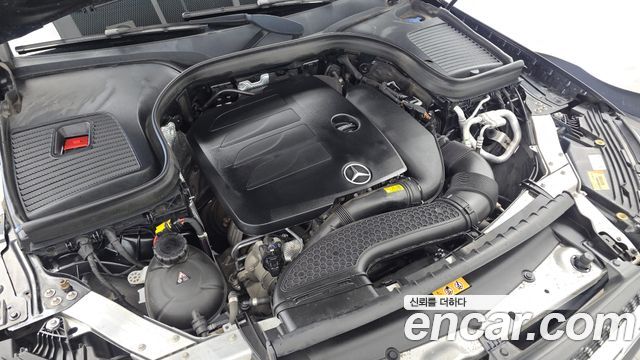 Mercedes-Benz GLC-Class 2022 — photo 6