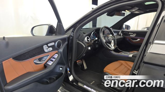 Mercedes-Benz GLC-Class 2022 — photo 10