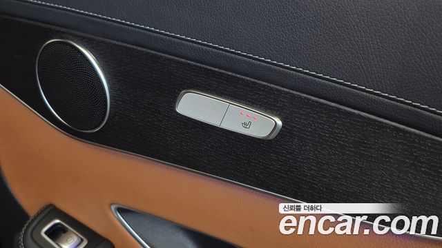 Mercedes-Benz GLC-Class 2022 — photo 19