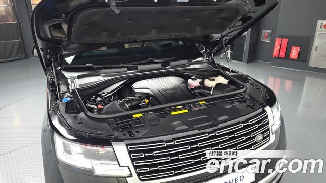 Land Rover Range Rover 2026 — photo 6