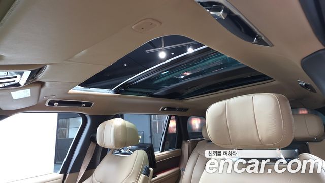 Land Rover Range Rover 2026 — photo 19