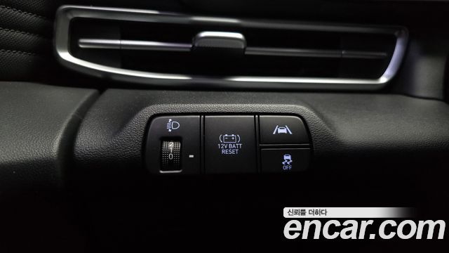 Hyundai AVANTE 2023 — photo 19
