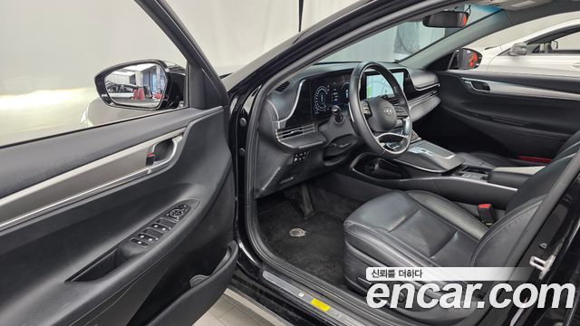Hyundai Grandeur 2023 — photo 13